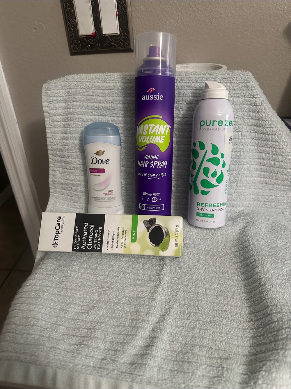 Aussie Instant Volume Hair Spray bundle- NWT